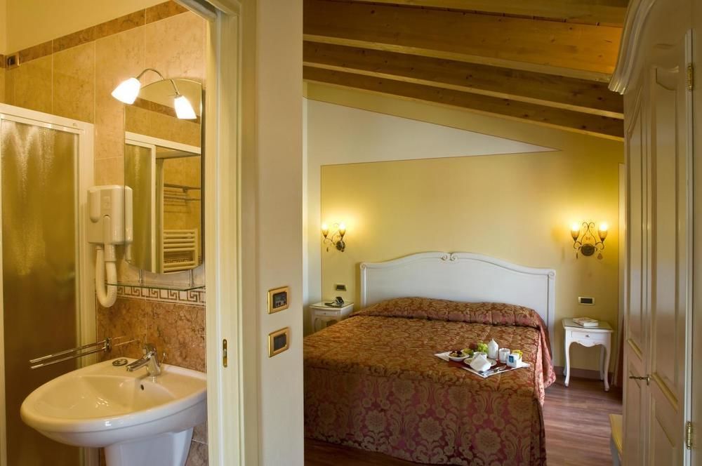 Hotel La Campagnola 1926 Zevio ภายนอก รูปภาพ
